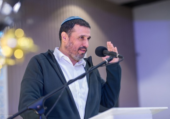 משה שרון מרצה